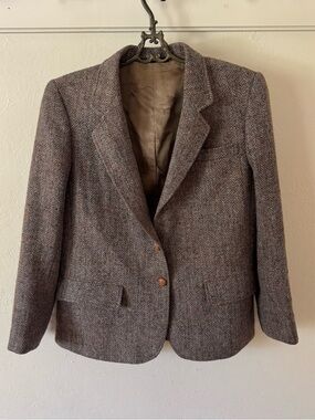 Vintage Orvis Harris Tweed 2 button Blazer Women’s medium herringbone 100% wool